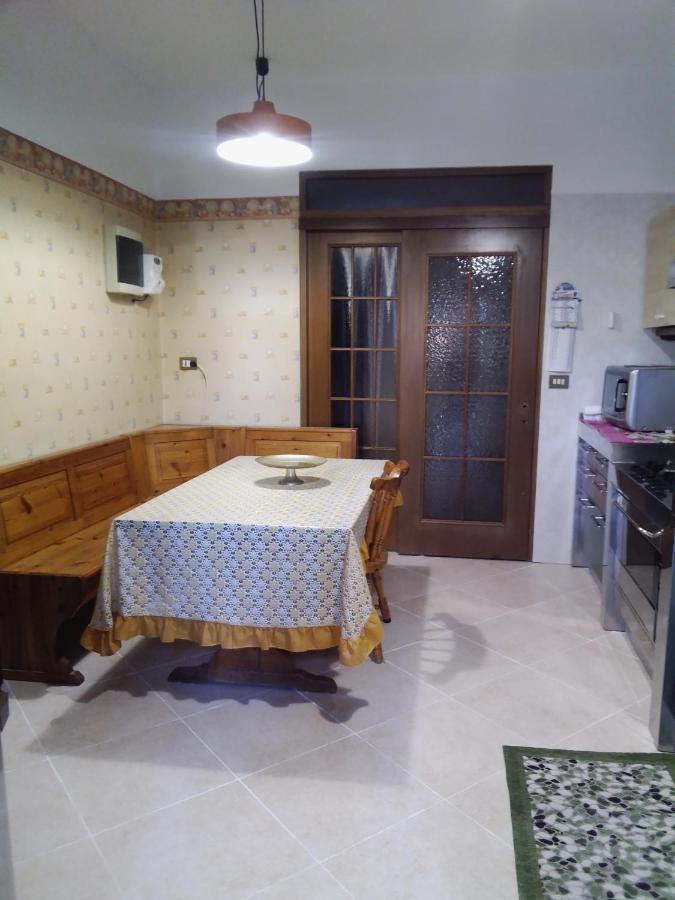 Gigli, Rooms Con Cucina In Comune E Terrazza Mailand Exterior foto
