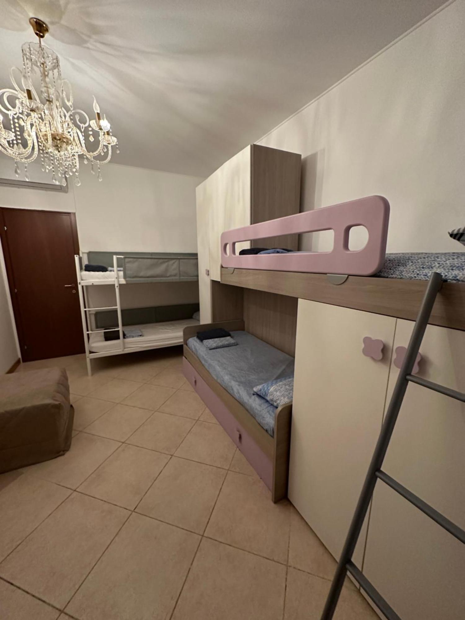 Gigli, Rooms Con Cucina In Comune E Terrazza Mailand Exterior foto