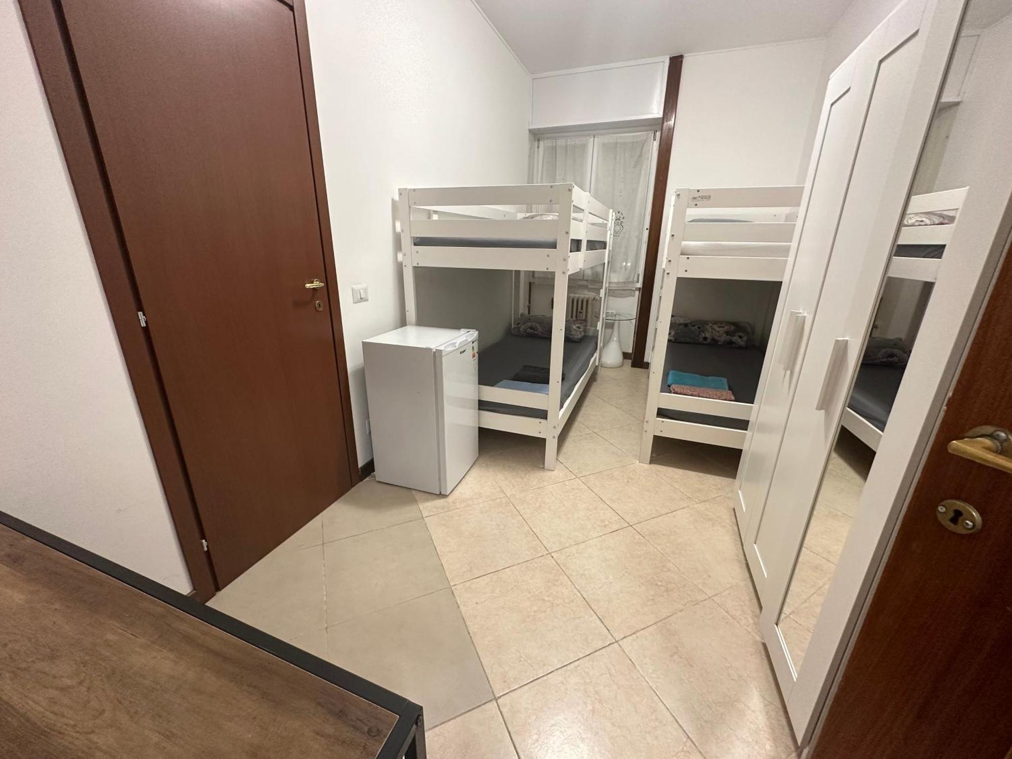 Gigli, Rooms Con Cucina In Comune E Terrazza Mailand Exterior foto