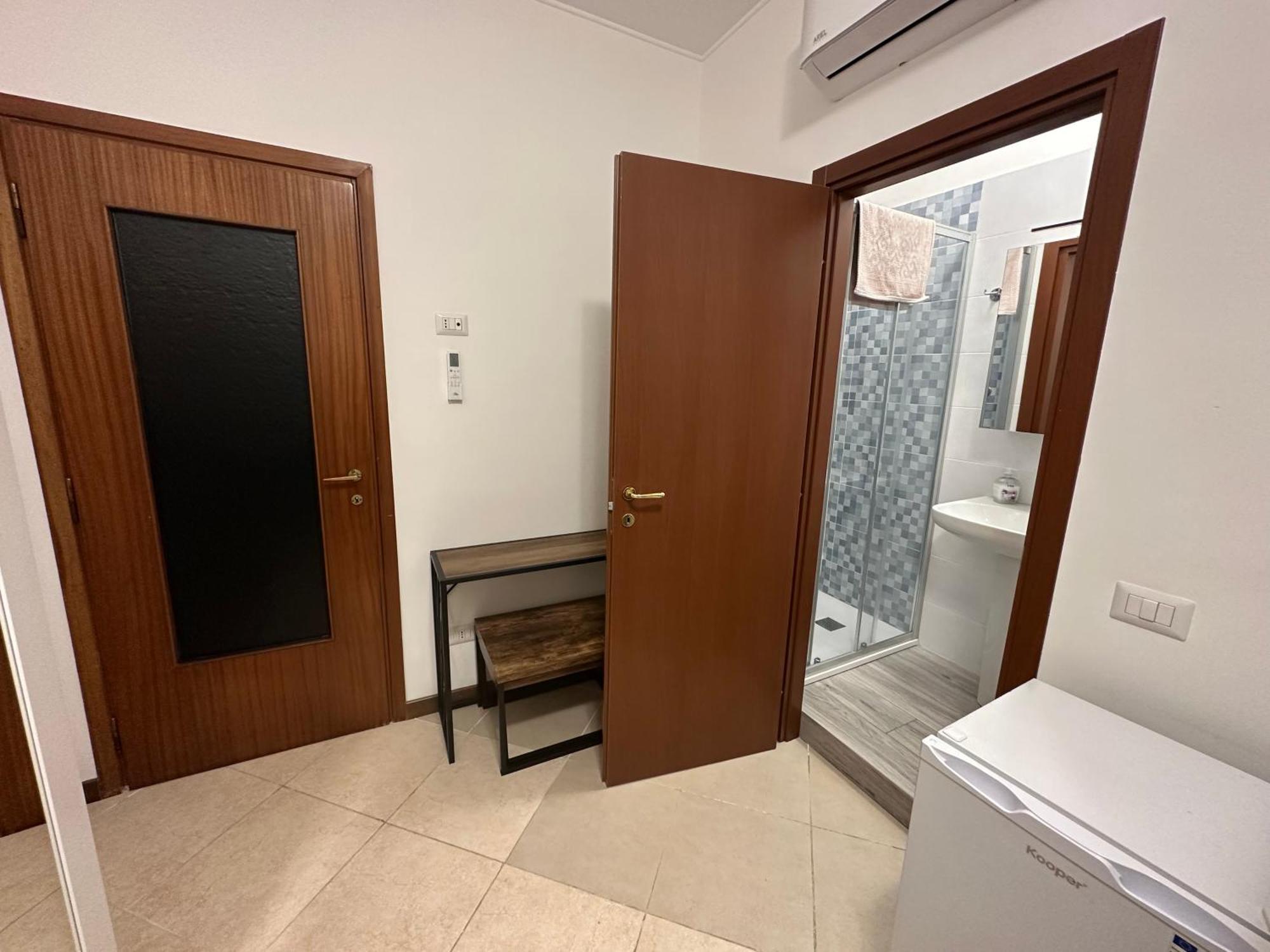 Gigli, Rooms Con Cucina In Comune E Terrazza Mailand Exterior foto