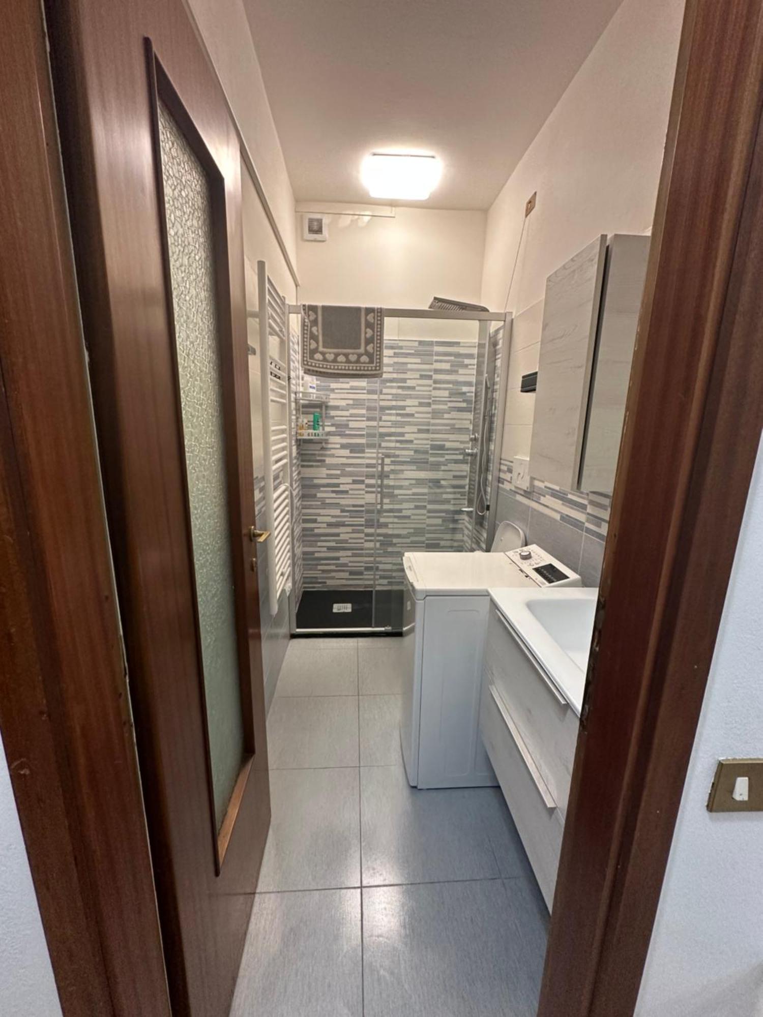 Gigli, Rooms Con Cucina In Comune E Terrazza Mailand Exterior foto