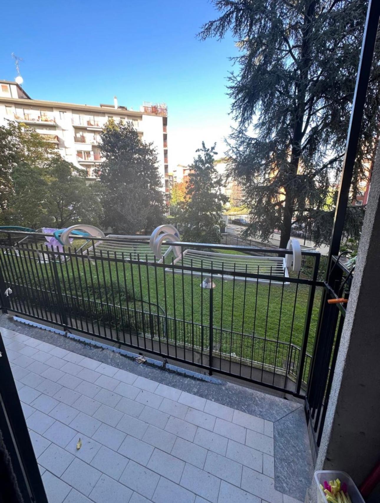 Gigli, Rooms Con Cucina In Comune E Terrazza Mailand Exterior foto