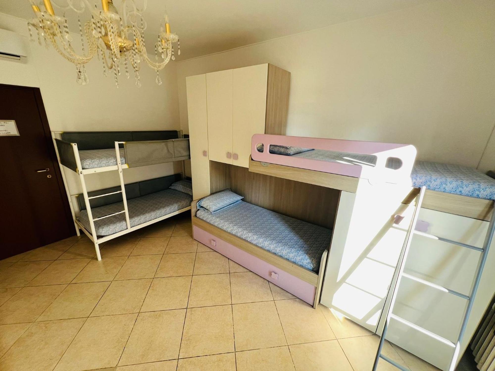 Gigli, Rooms Con Cucina In Comune E Terrazza Mailand Exterior foto