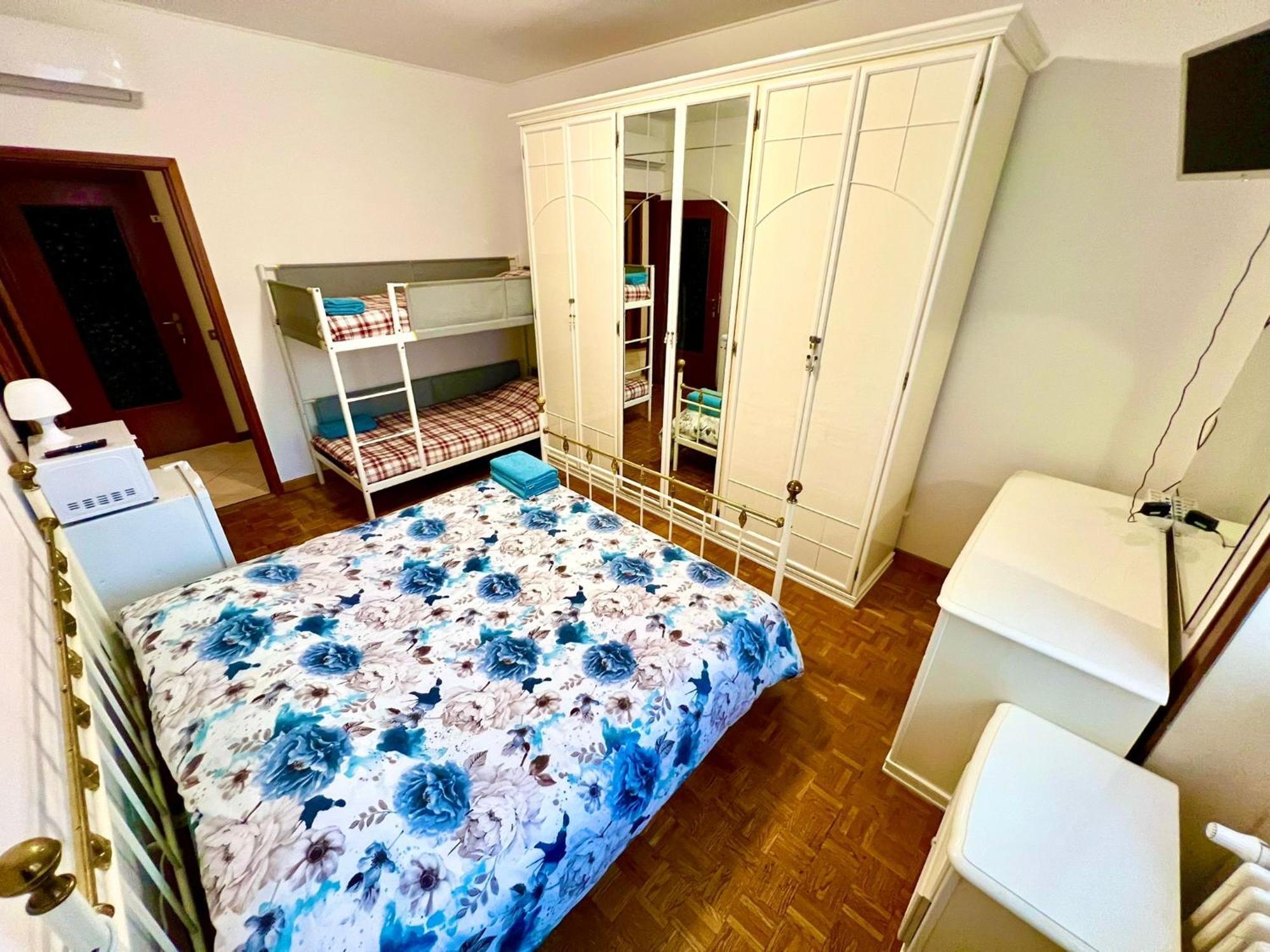 Gigli, Rooms Con Cucina In Comune E Terrazza Mailand Exterior foto