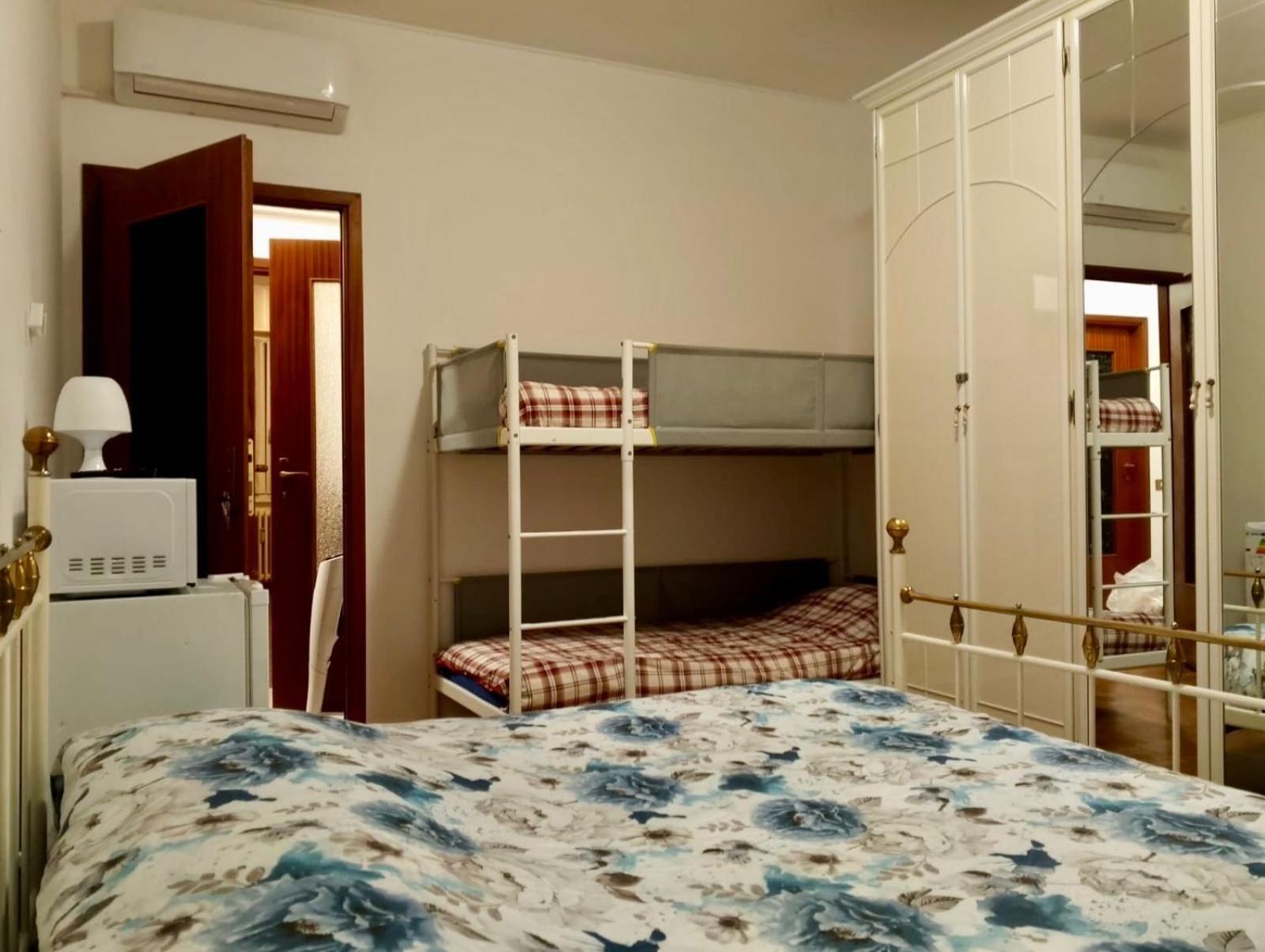 Gigli, Rooms Con Cucina In Comune E Terrazza Mailand Exterior foto
